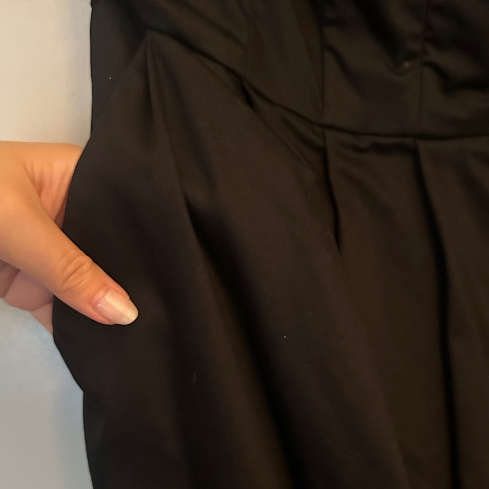 H&M Black Strapless Dress with pockets - Picture 10 of 10